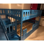 łóżko ze schodami i ślizgawką